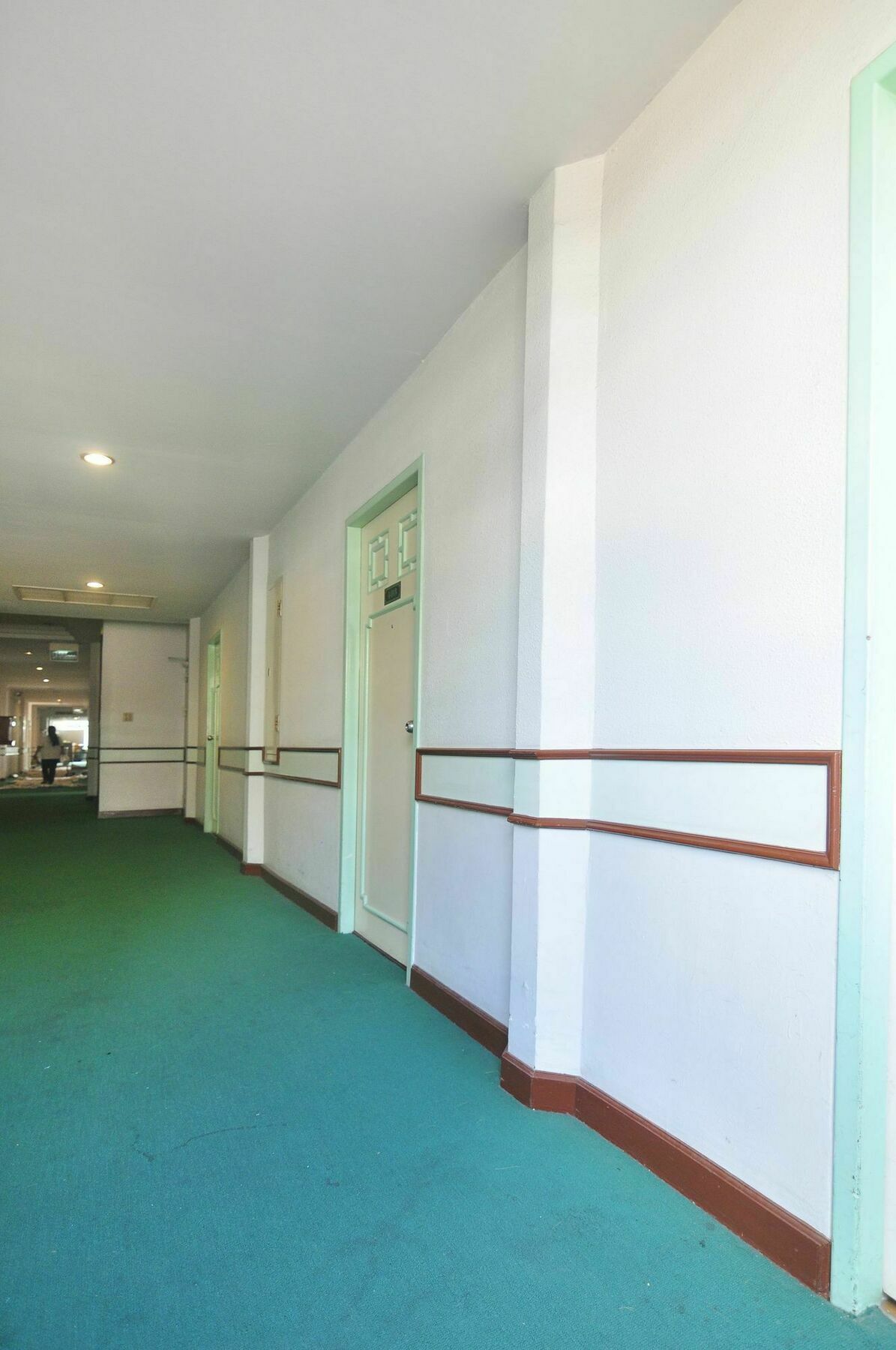 Khách sạn Zen Basic Yaowarat Road Chinatown 3*