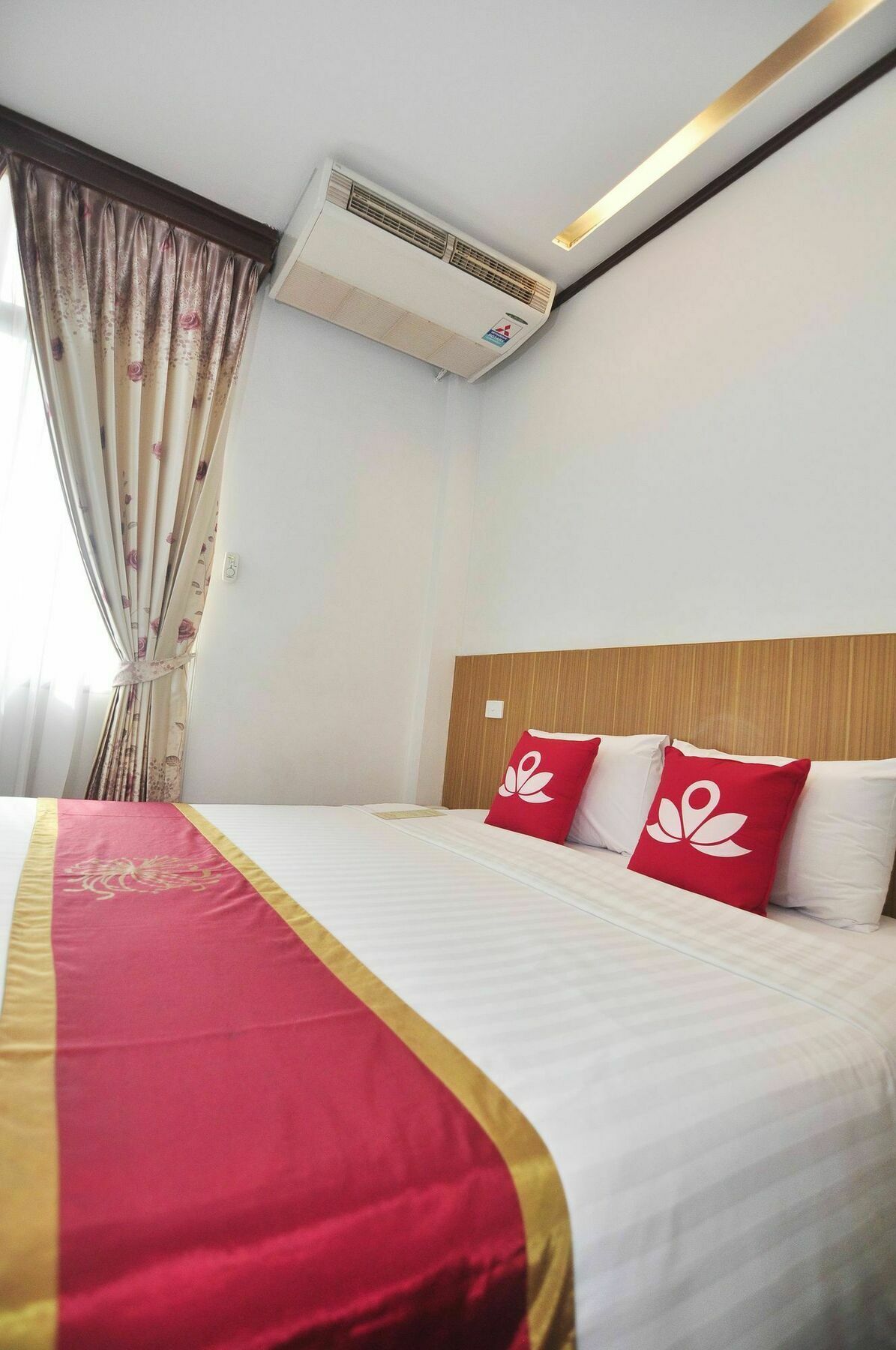 Khách sạn Zen Basic Yaowarat Road Chinatown 3*